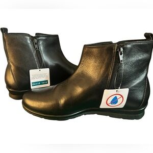 NWT David Tate Caddy Women’s Black Mini Pebble Grain Leather Boots, 11 Narrow